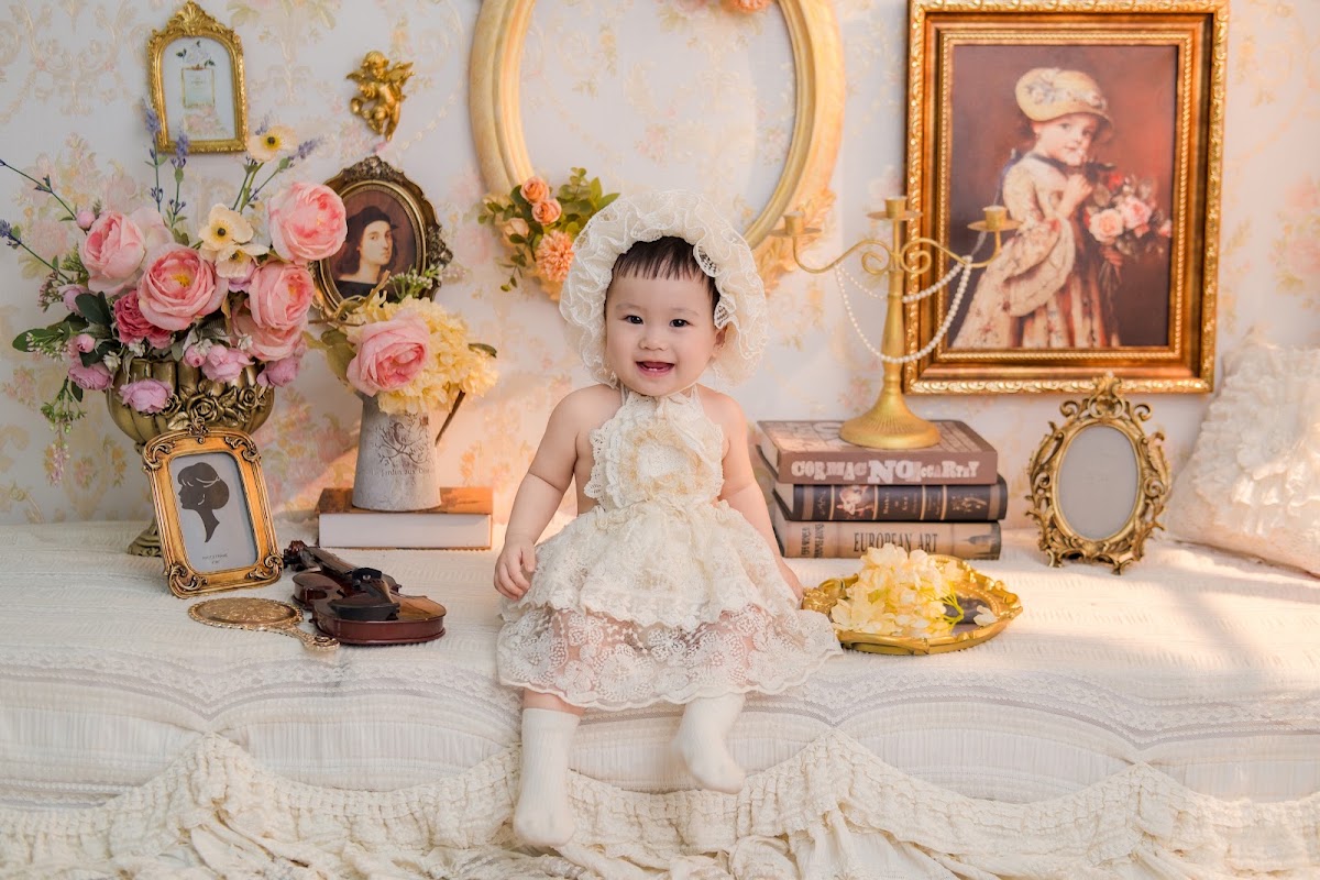 VINTAGE PRINCESS