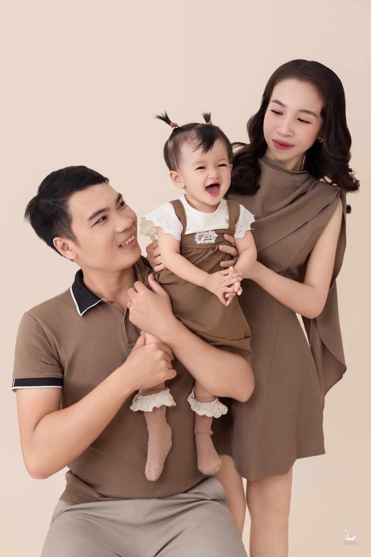 GIA ĐÌNH HIỆN ĐẠI