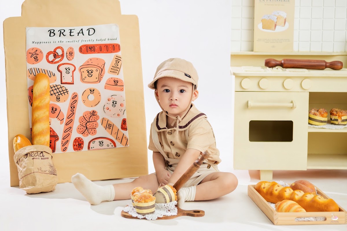 BIRTHDAY KITCHEN BABY